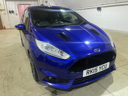 FORD FIESTA 1.6 T EcoBoost ST-3
