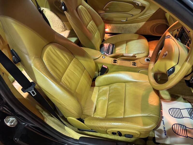 PORSCHE 911 CARRERA S