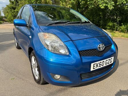 TOYOTA YARIS 1.0 VVT-i TR