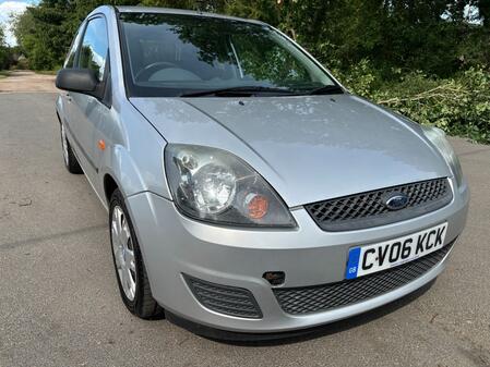 FORD FIESTA 1.3 Style Climate
