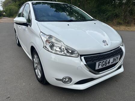 PEUGEOT 208 1.4 HDi Active