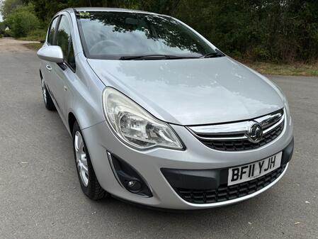 VAUXHALL CORSA 1.4 i 16v Exclusiv